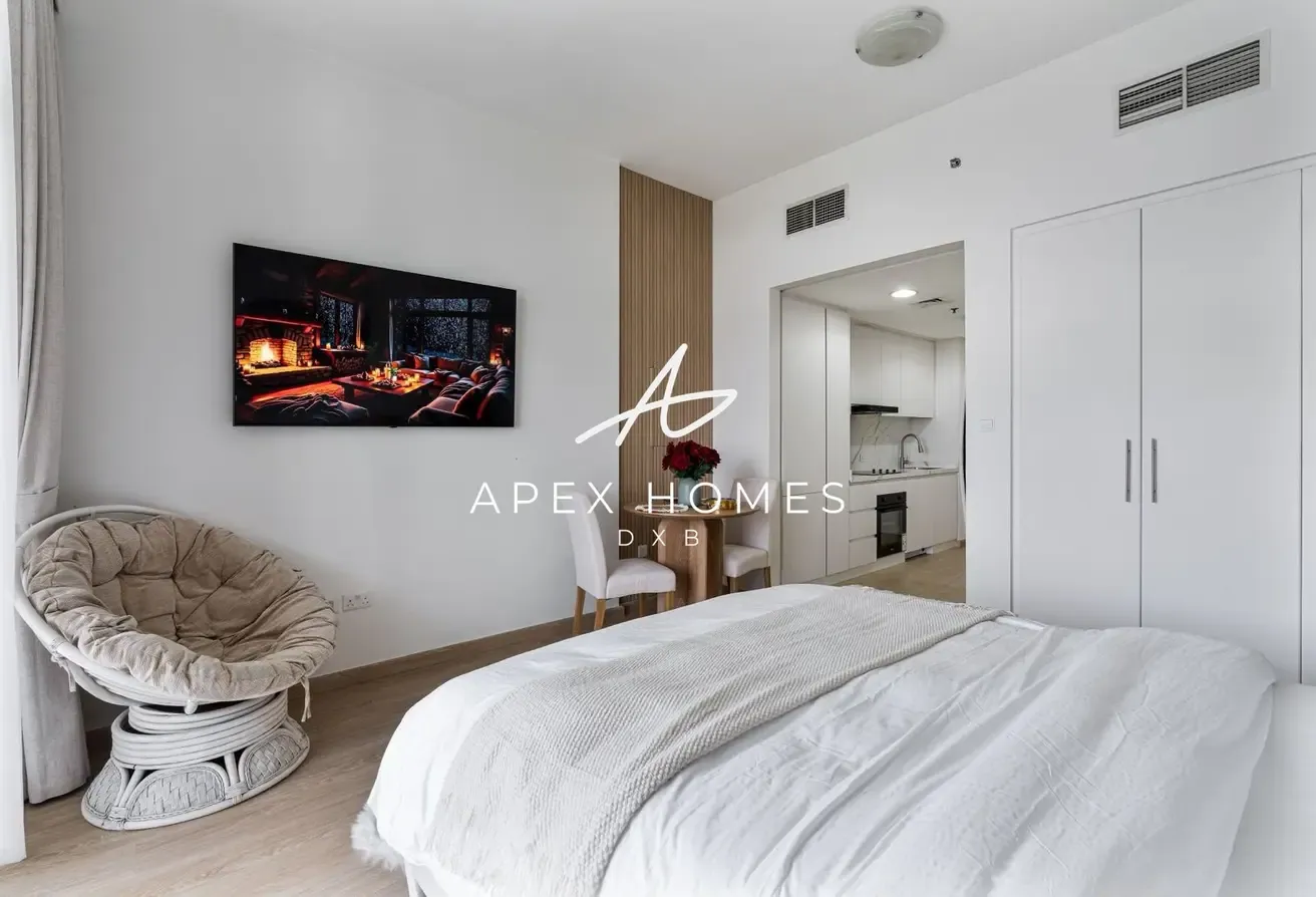 Modern Upgraded Studio| Move-In Ready |Prime Unit