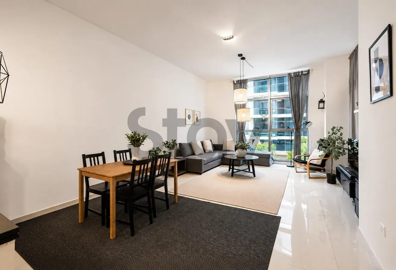 Vacant | Fully Furnished | Golf and Pool View