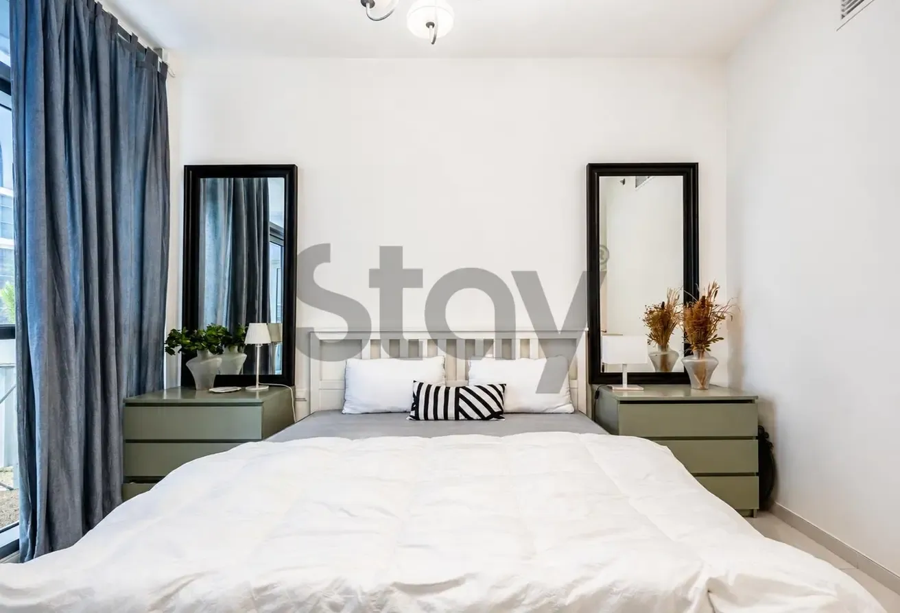 Vacant | Fully Furnished | Golf and Pool View