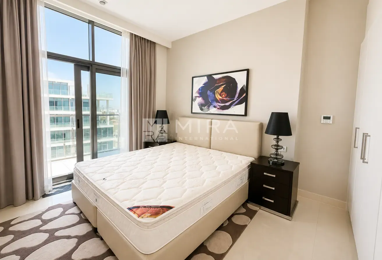 Golf Course View | 12 Cheques | Vacant