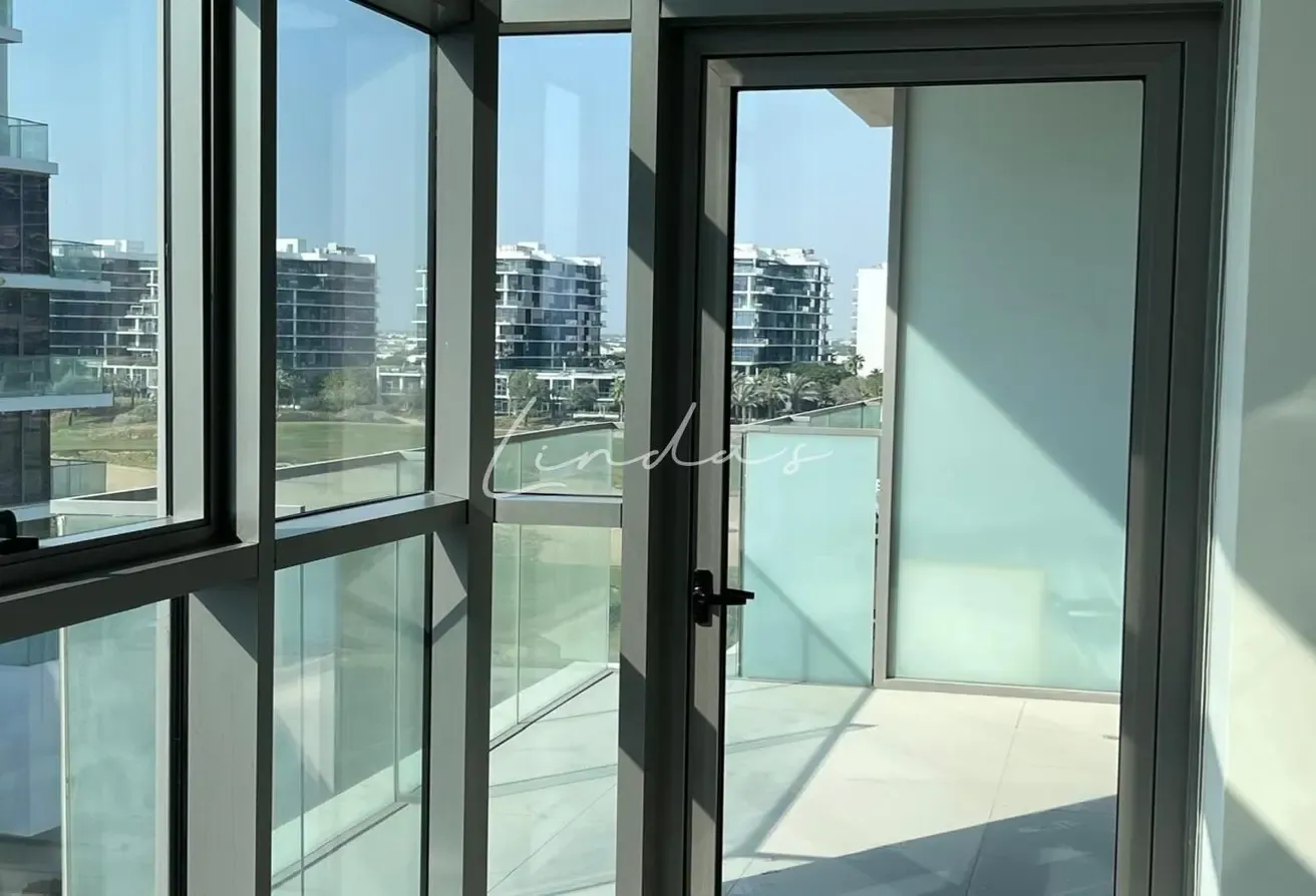 Boulevard View | High Floor | Unfurnished