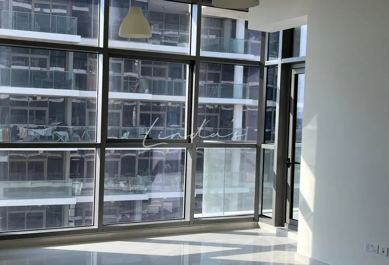 Boulevard View | High Floor | Unfurnished