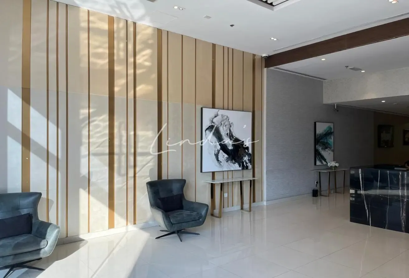 Boulevard View | High Floor | Unfurnished