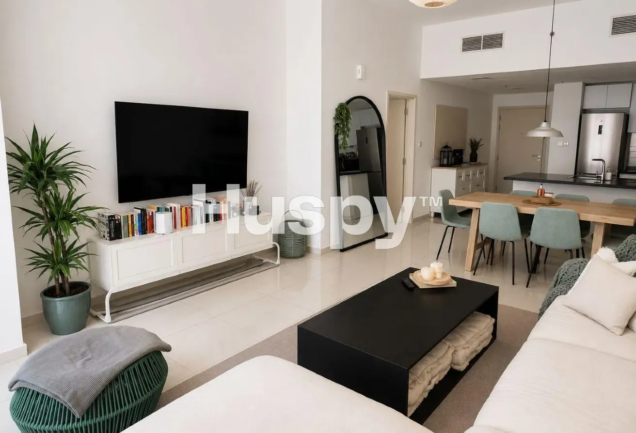 Vacant | Golf Course View | Unfurnished