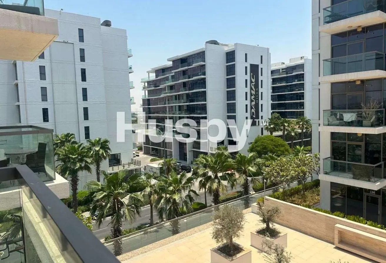 Vacant | Golf Course View | Unfurnished