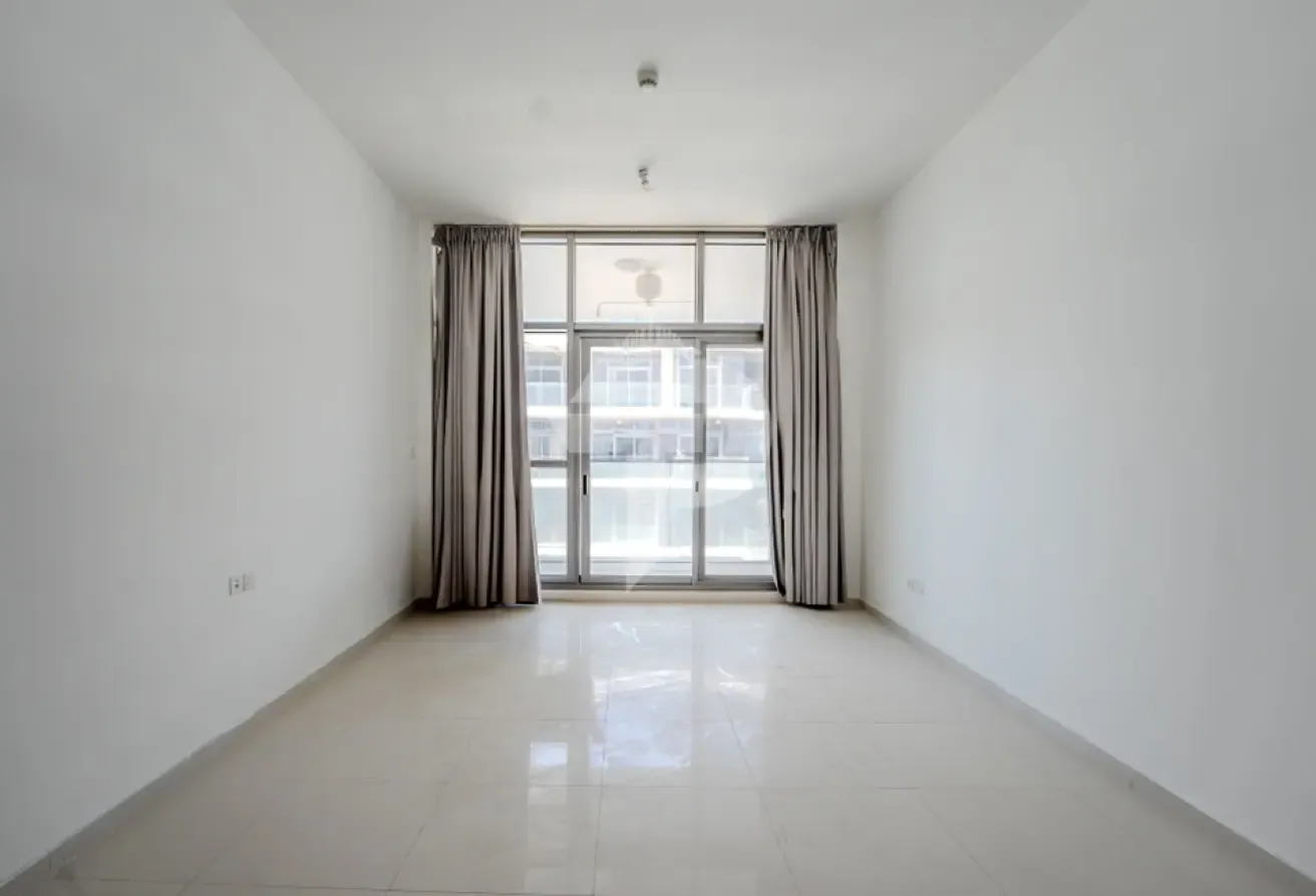 Elegant Studio | Pool View | Spacious Layout