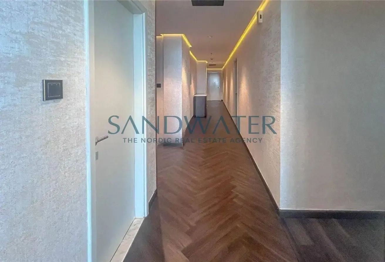 Golf View | Upgraded | Furnished | Vacant