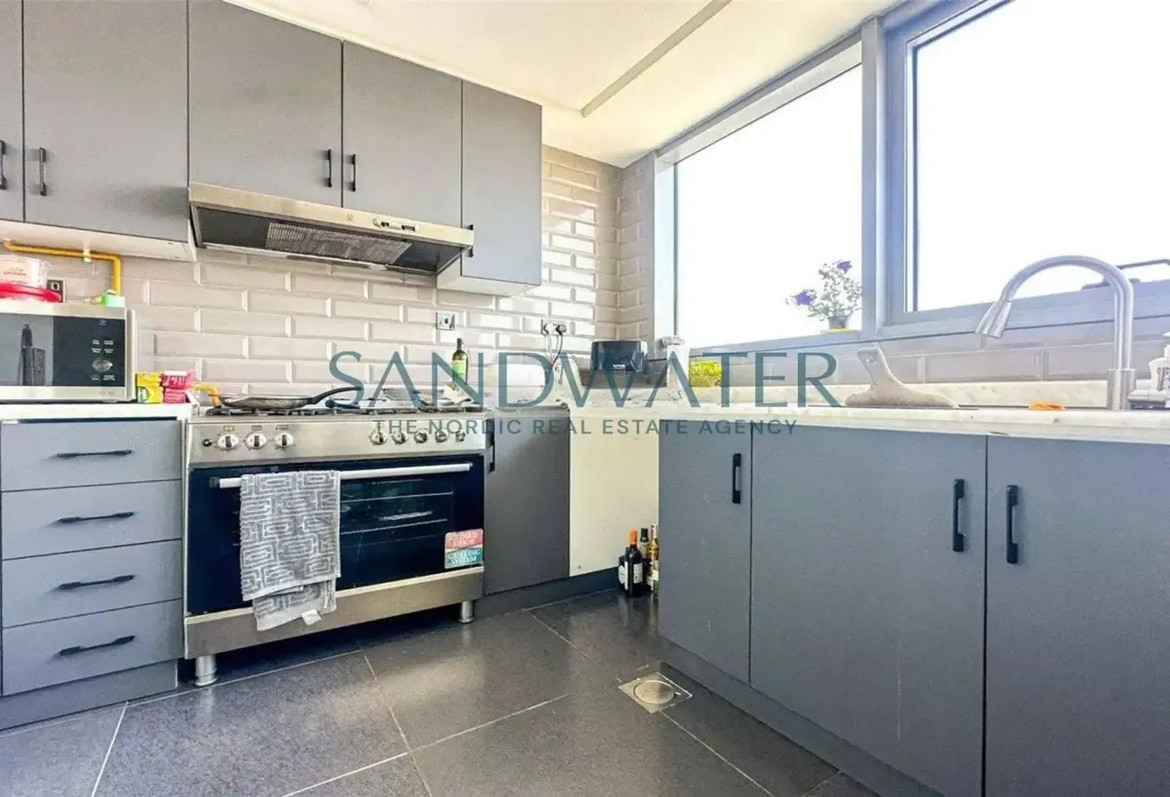 Golf View | Upgraded | Furnished | Vacant