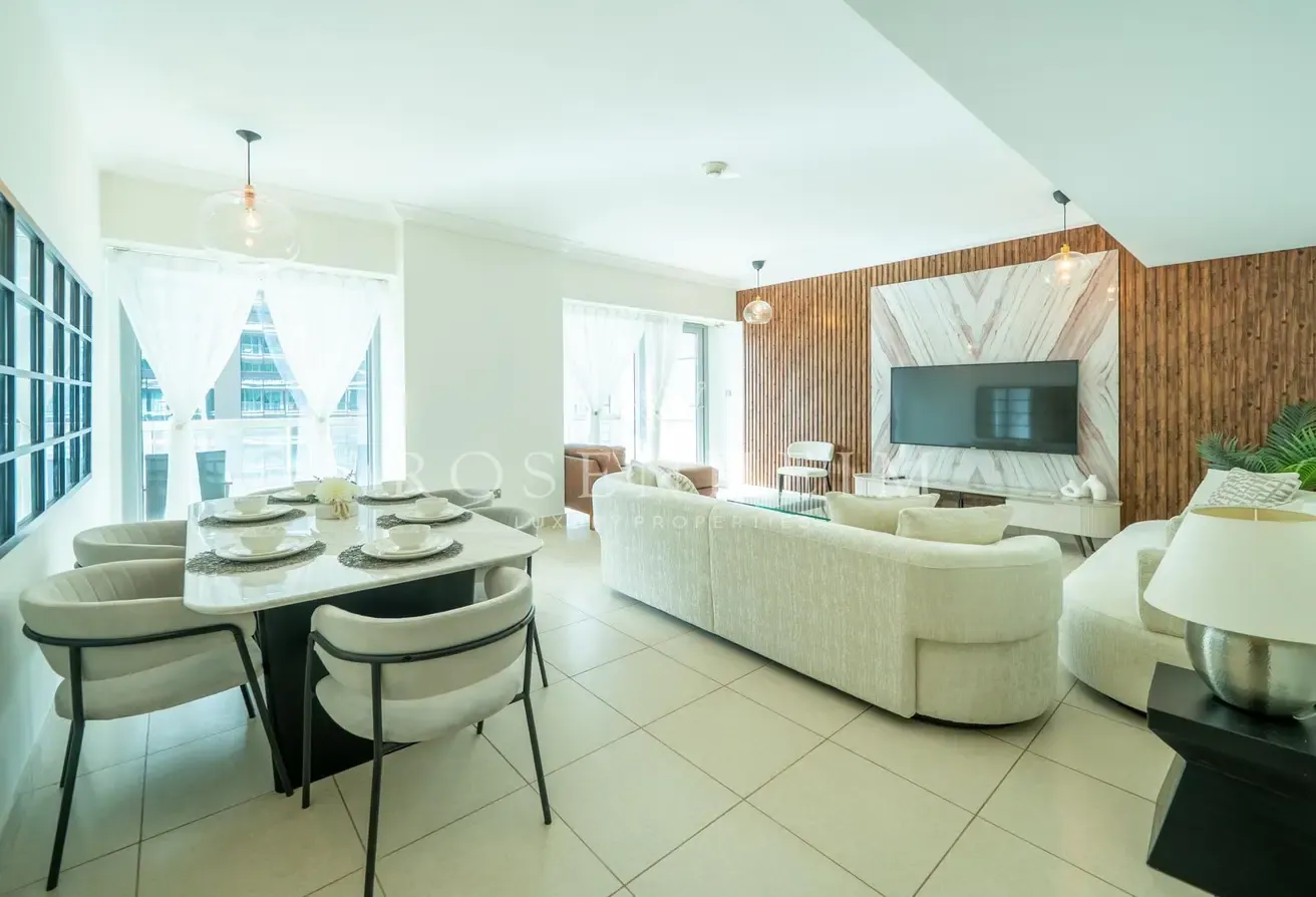 Modern Finishing | Large  Layout | Fully Furnished