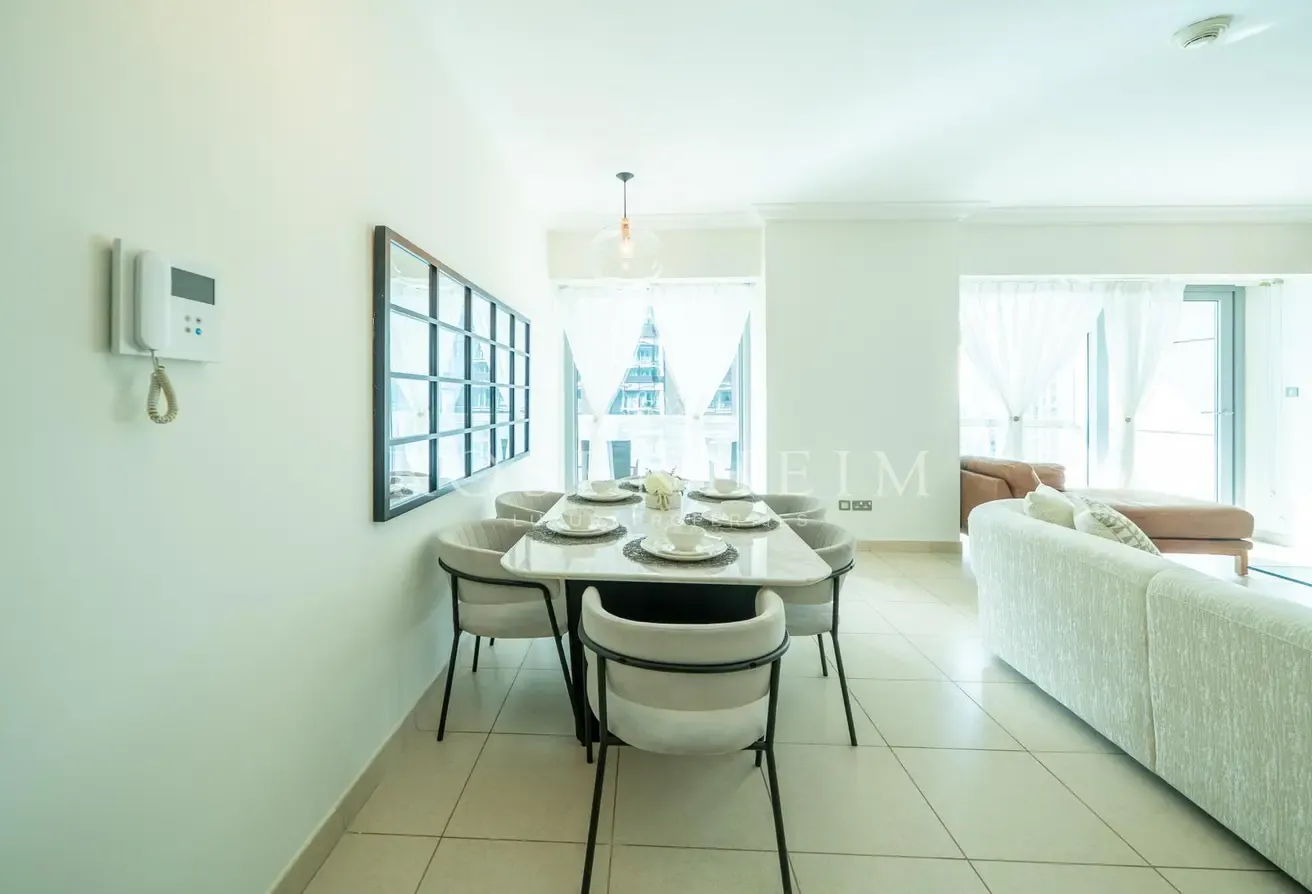 Modern Finishing | Large  Layout | Fully Furnished