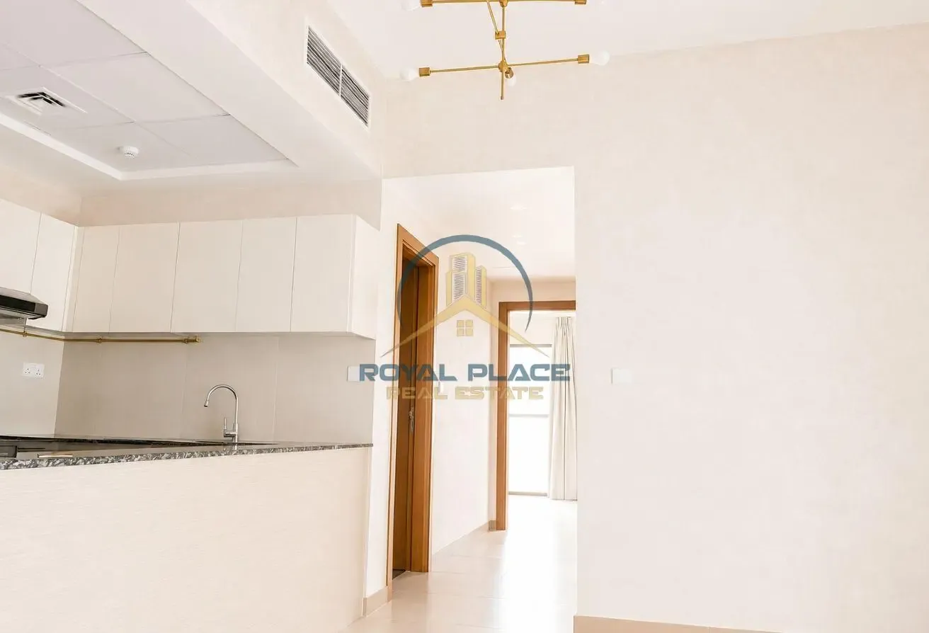 Unfurnished 2BHK | Ready to Move | Balcony