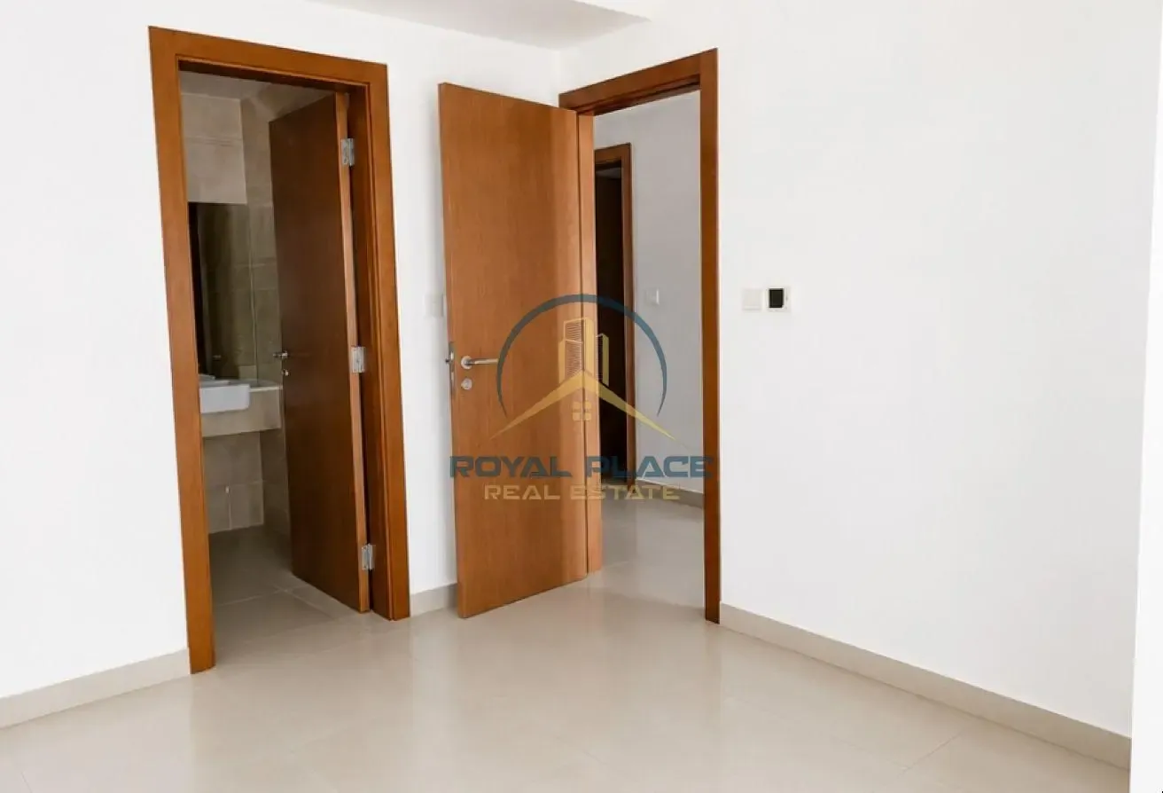 Unfurnished 2BHK | Ready to Move | Balcony