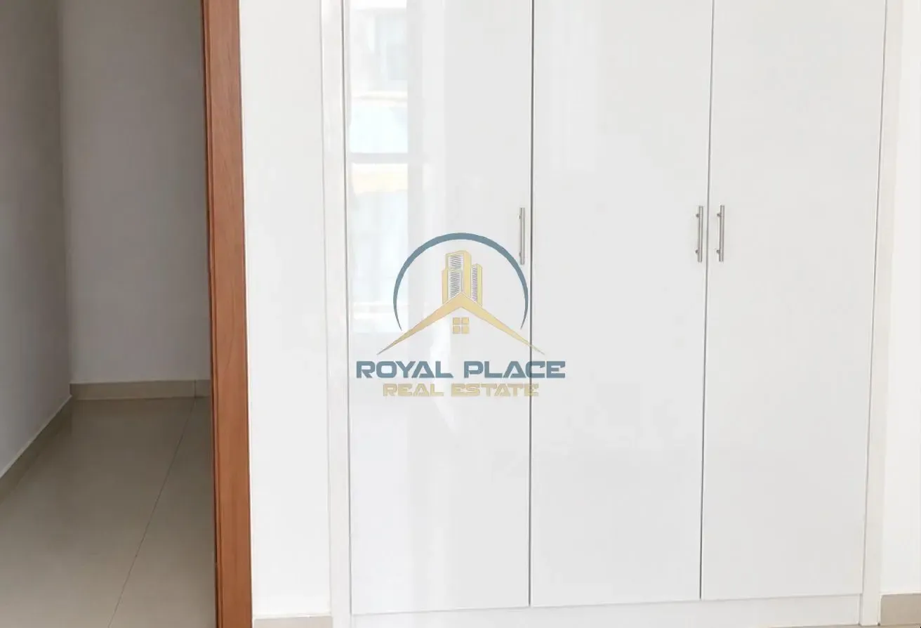 Unfurnished 2BHK | Ready to Move | Balcony