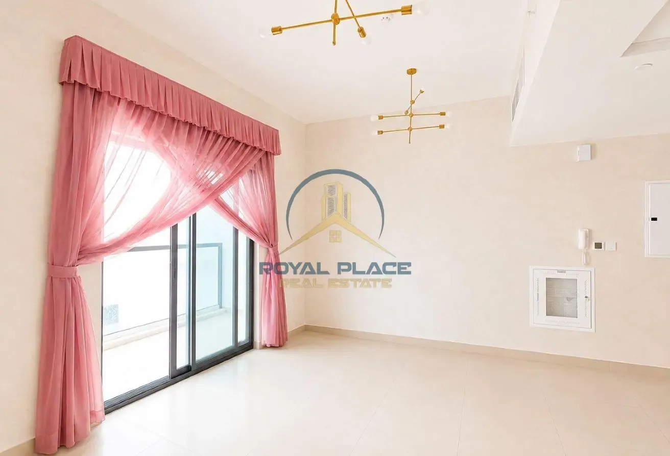 Unfurnished 2BHK | Ready to Move | Balcony