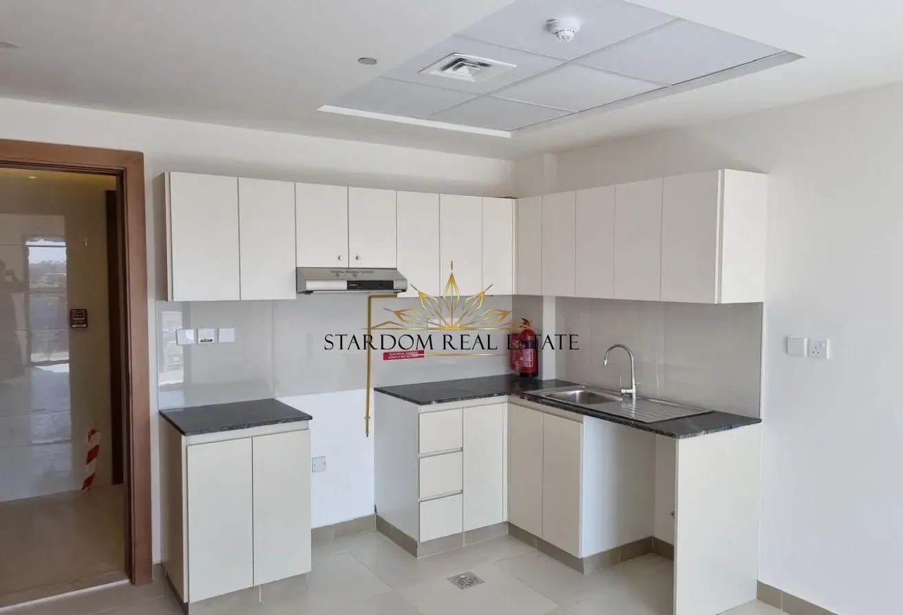 1 BR Apartment with Landmark View in Silicon Oasis