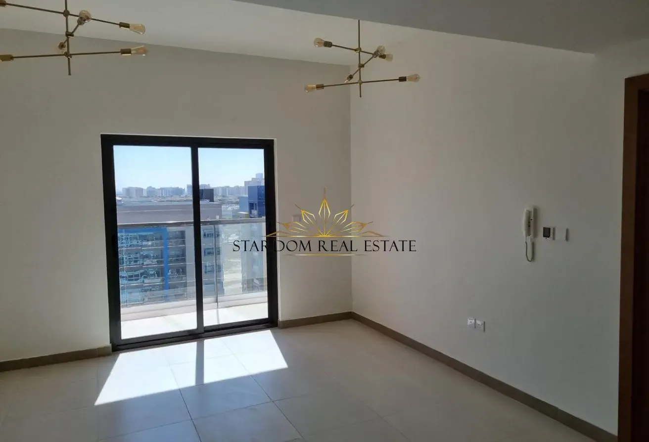 1 BR Apartment with Landmark View in Silicon Oasis