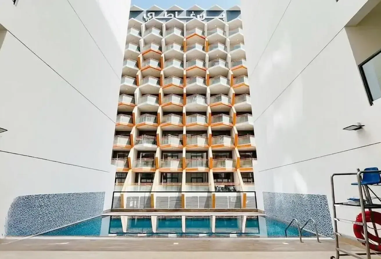 Bright 2 Bedroom in Binghatti Point, DSO | Balcony