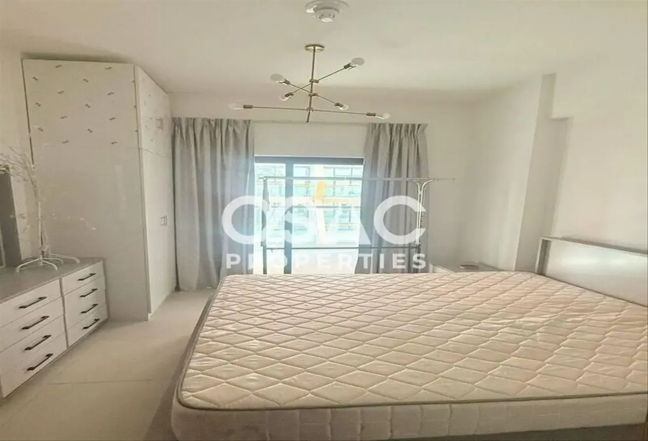 PRIME LOCATION | BALCONY | POOL VIEW