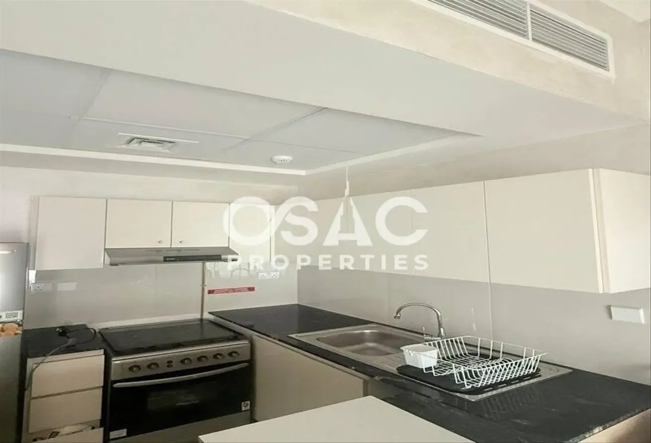 PRIME LOCATION | BALCONY | POOL VIEW