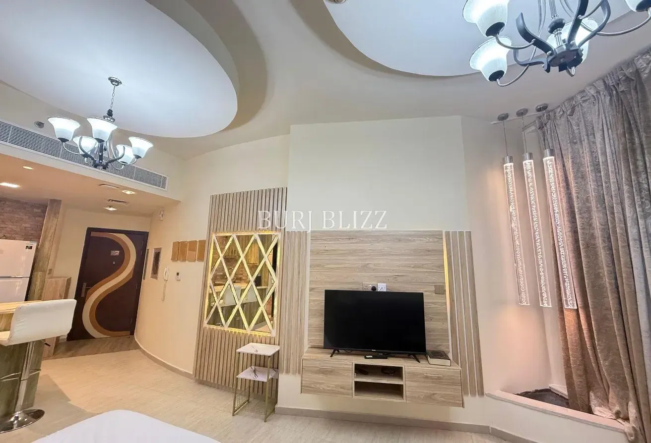 Premium 1BR | Smart Layout | Bright Interiors