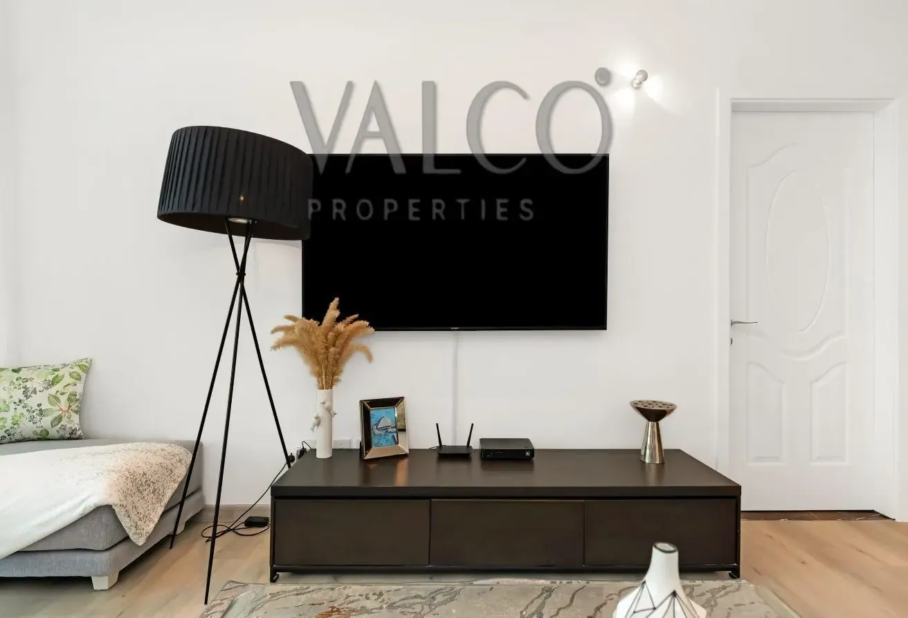 1 BR | GOLF COURSE VIEW | FURNISHED