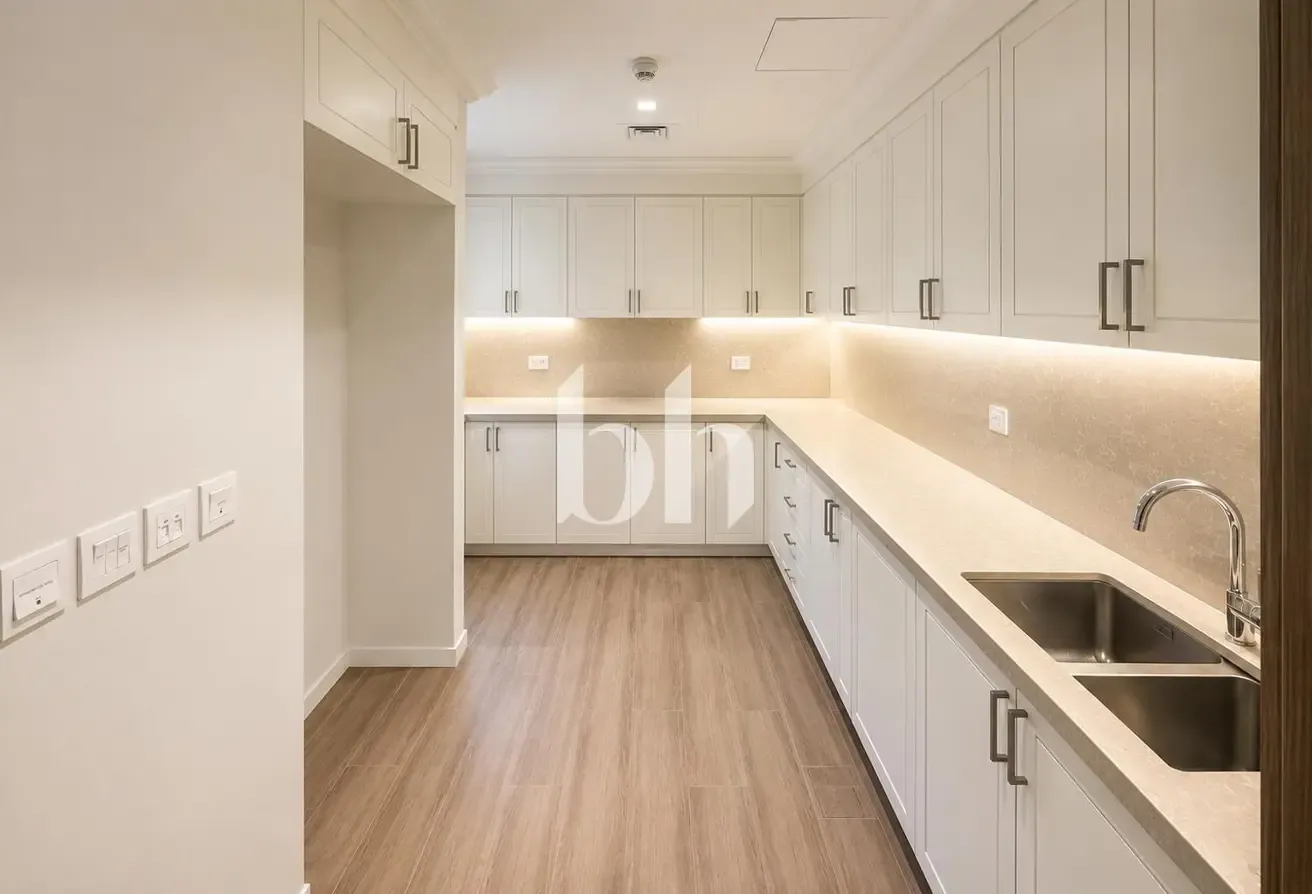 Single Row | Water View | Maids Room