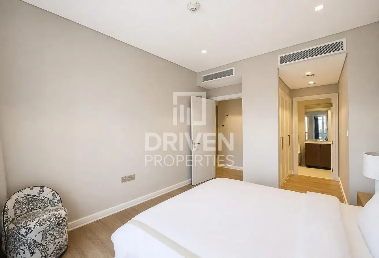 Exclusive | Upgraded and Fully Furnished