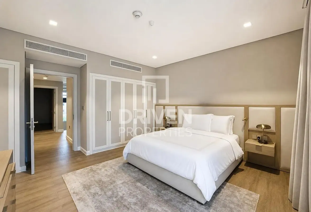 Exclusive | Upgraded and Fully Furnished