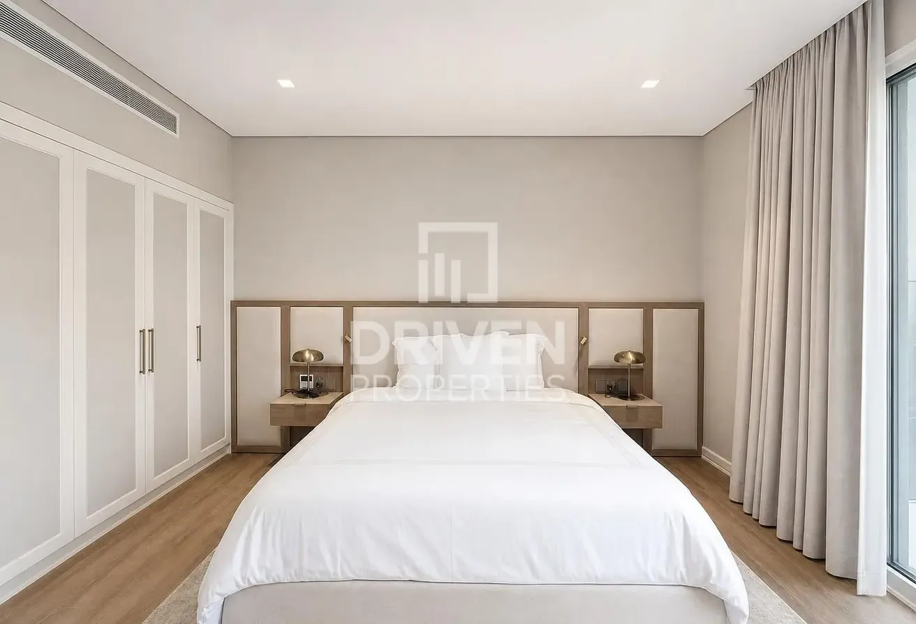 Exclusive | Upgraded and Fully Furnished