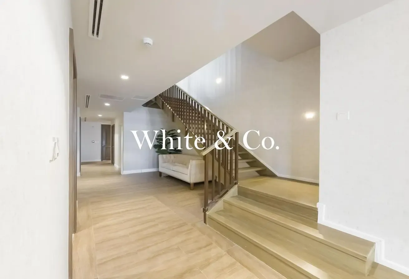SEA & SKYLINE VIEW | BEACH ACCESS | VACANT
