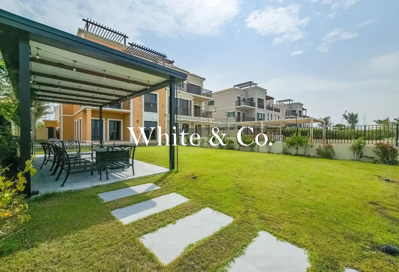SEA & SKYLINE VIEW | BEACH ACCESS | VACANT