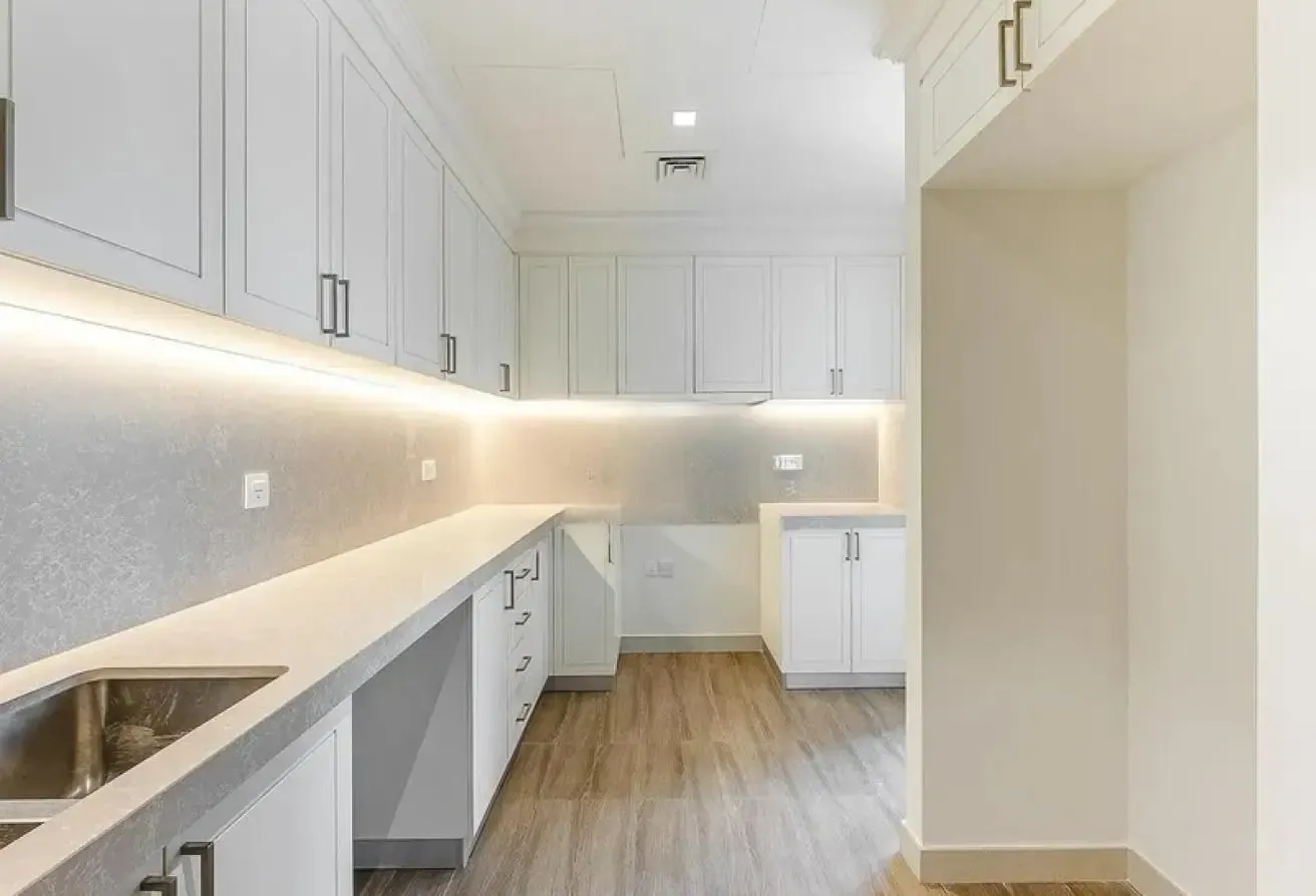 Large Lay out | Prime Location | Community View