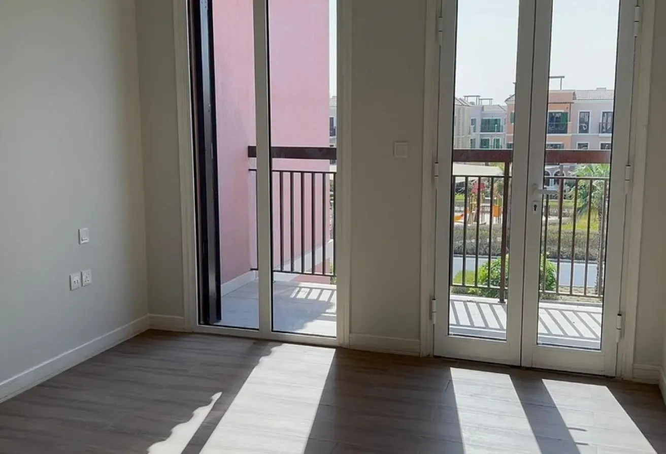 Large Lay out | Prime Location | Community View