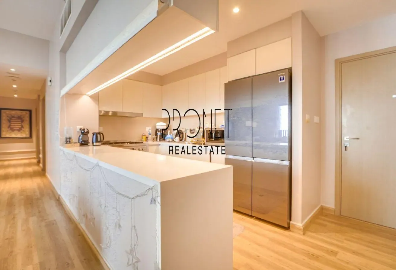 Burj View  | 2 Parking Spaces | Negotiable