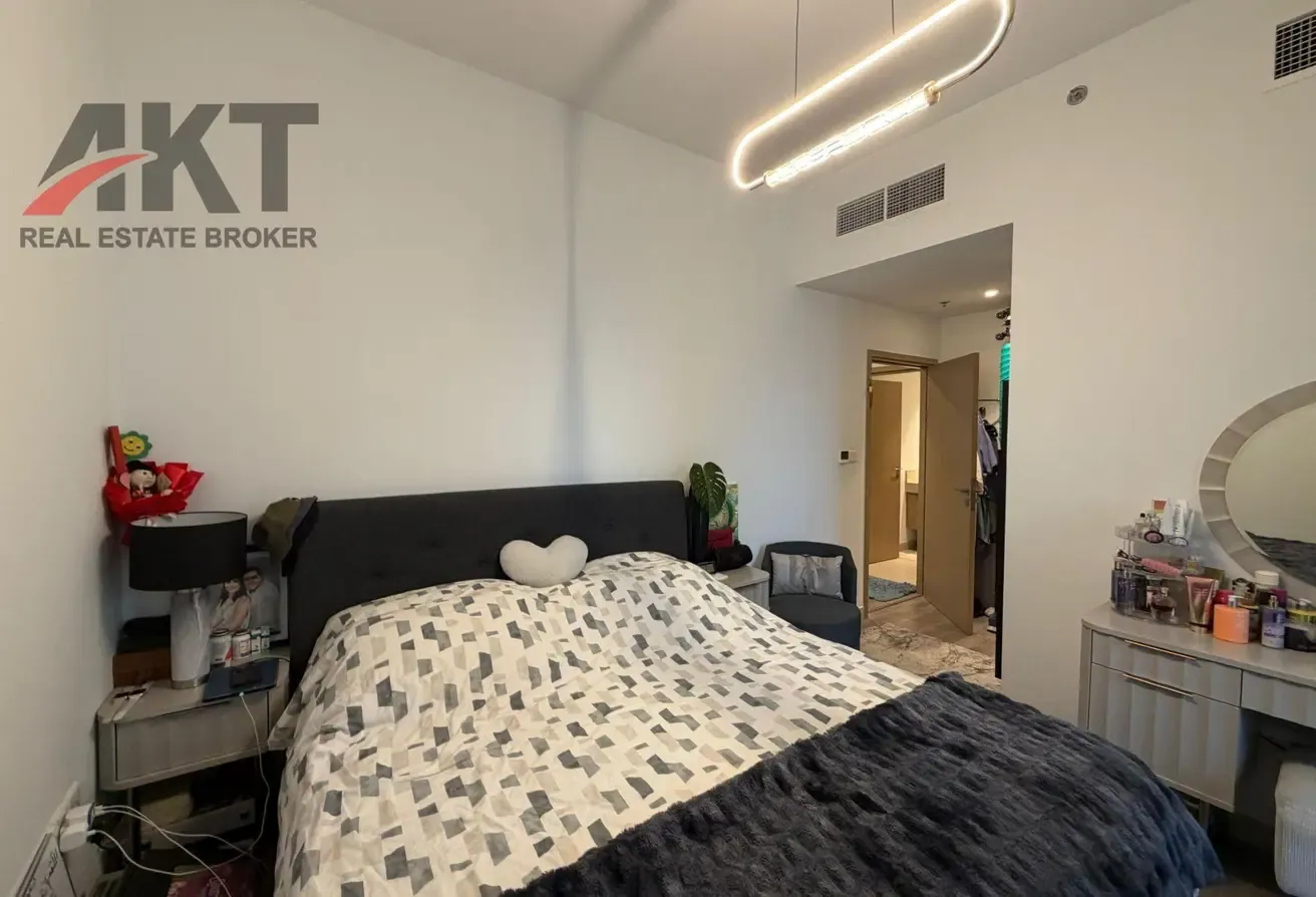 3 BED+ MAID/FURNISHED/CREEK VIEW/ VACANT AND READY