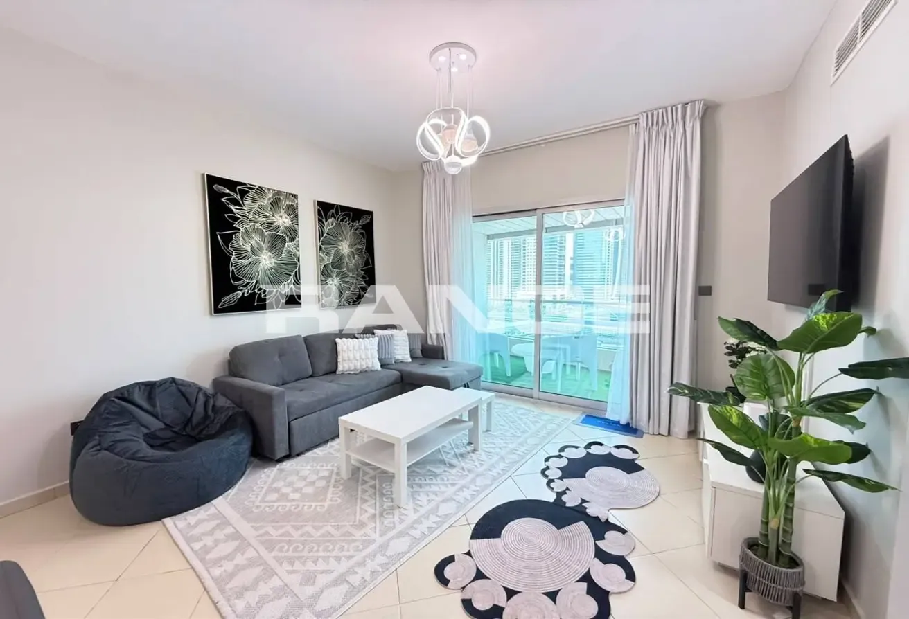 Furnished| Marina View | Upgraded | Vacant