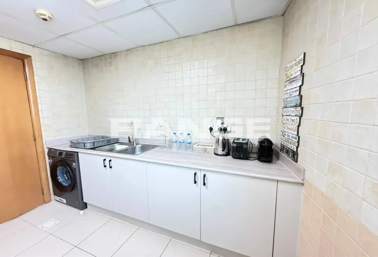 Furnished| Marina View | Upgraded | Vacant