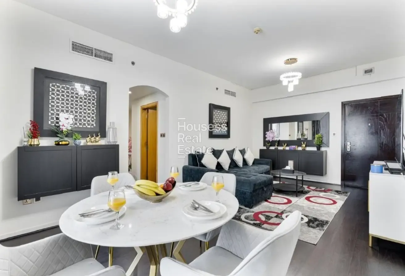 Fully Furnished|Sheikh Zayed View|Modern Furnishes