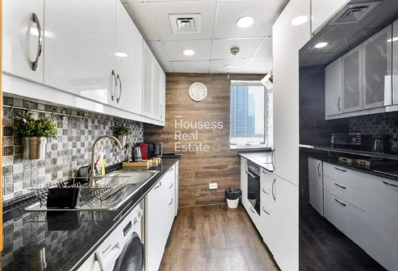 Fully Furnished|Sheikh Zayed View|Modern Furnishes