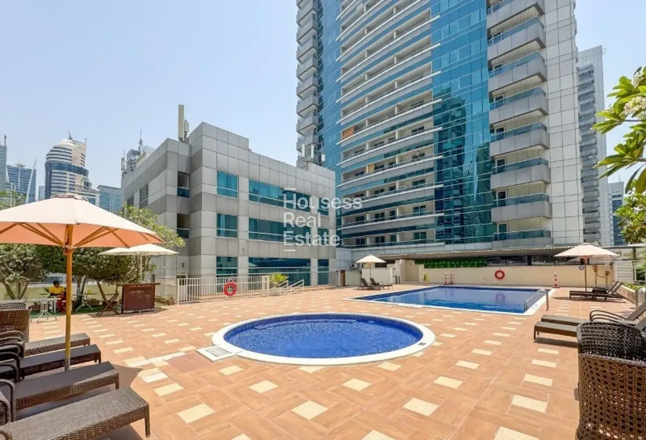 Fully Furnished|Sheikh Zayed View|Modern Furnishes