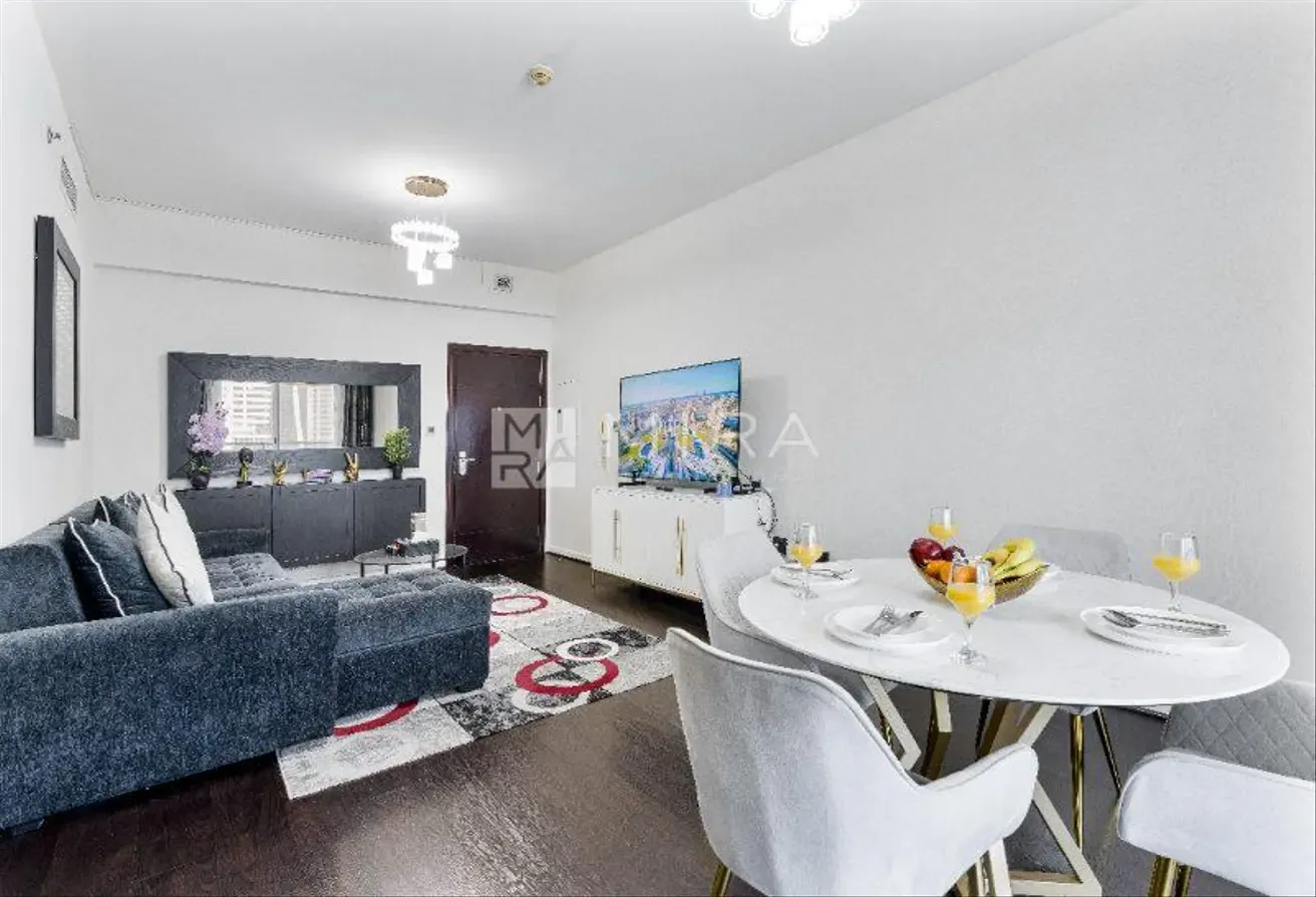2BR Apartment | Marina Diamonds 5