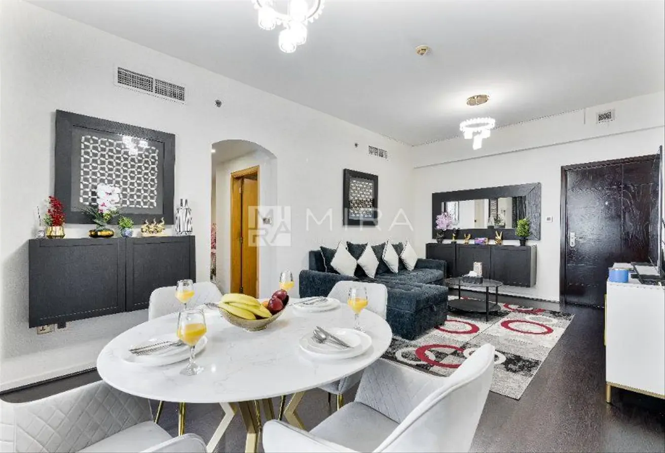2BR Apartment | Marina Diamonds 5