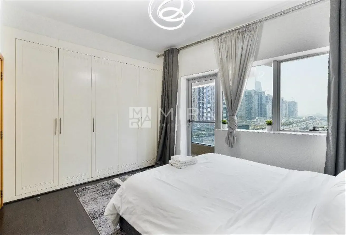 2BR Apartment | Marina Diamonds 5