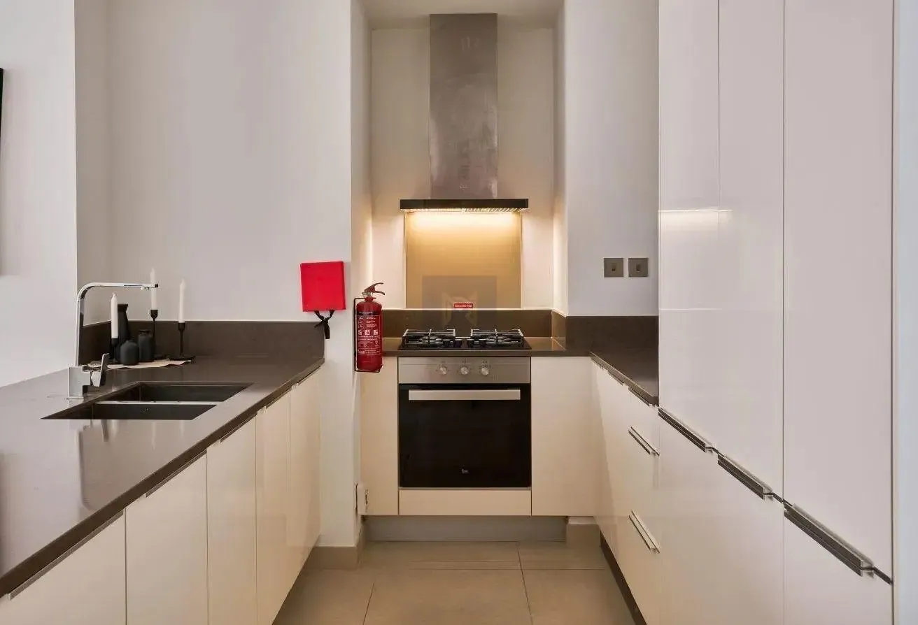 SPACIOUS | FURNISHED 2 BEDROOM |MARINA DIAMOND 5