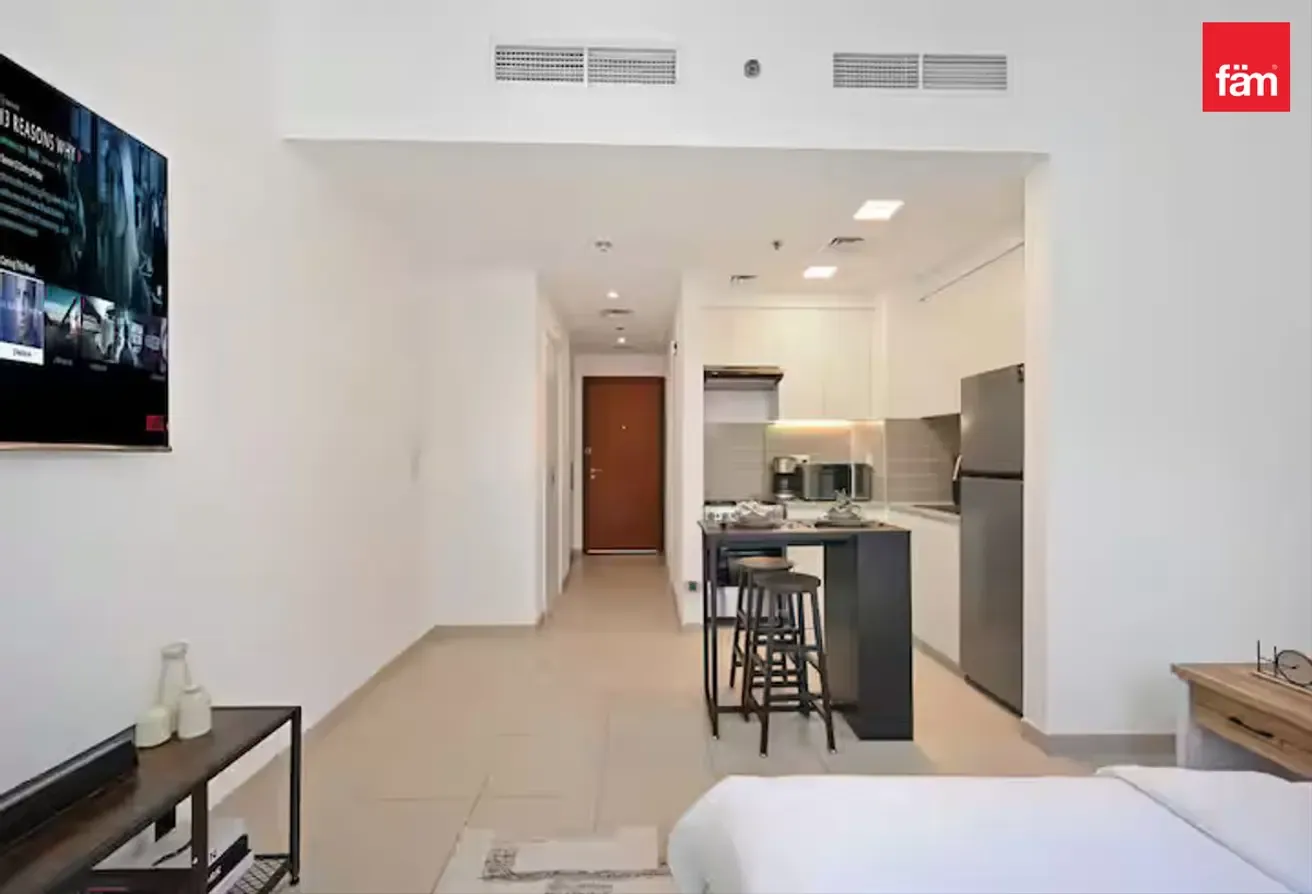 Prime Location | Modern Spacious Fursnished Studio