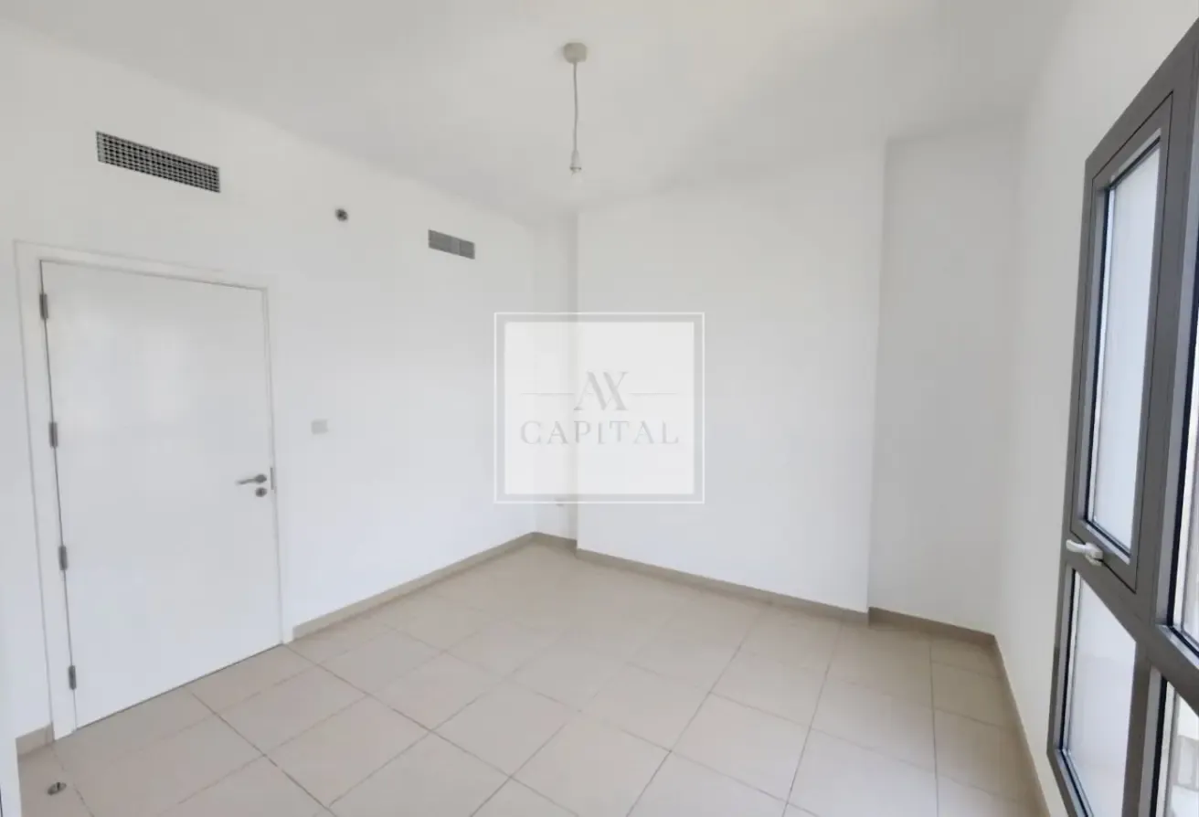 Vacant | Unfurnished | Sunset View | 4 Cheques