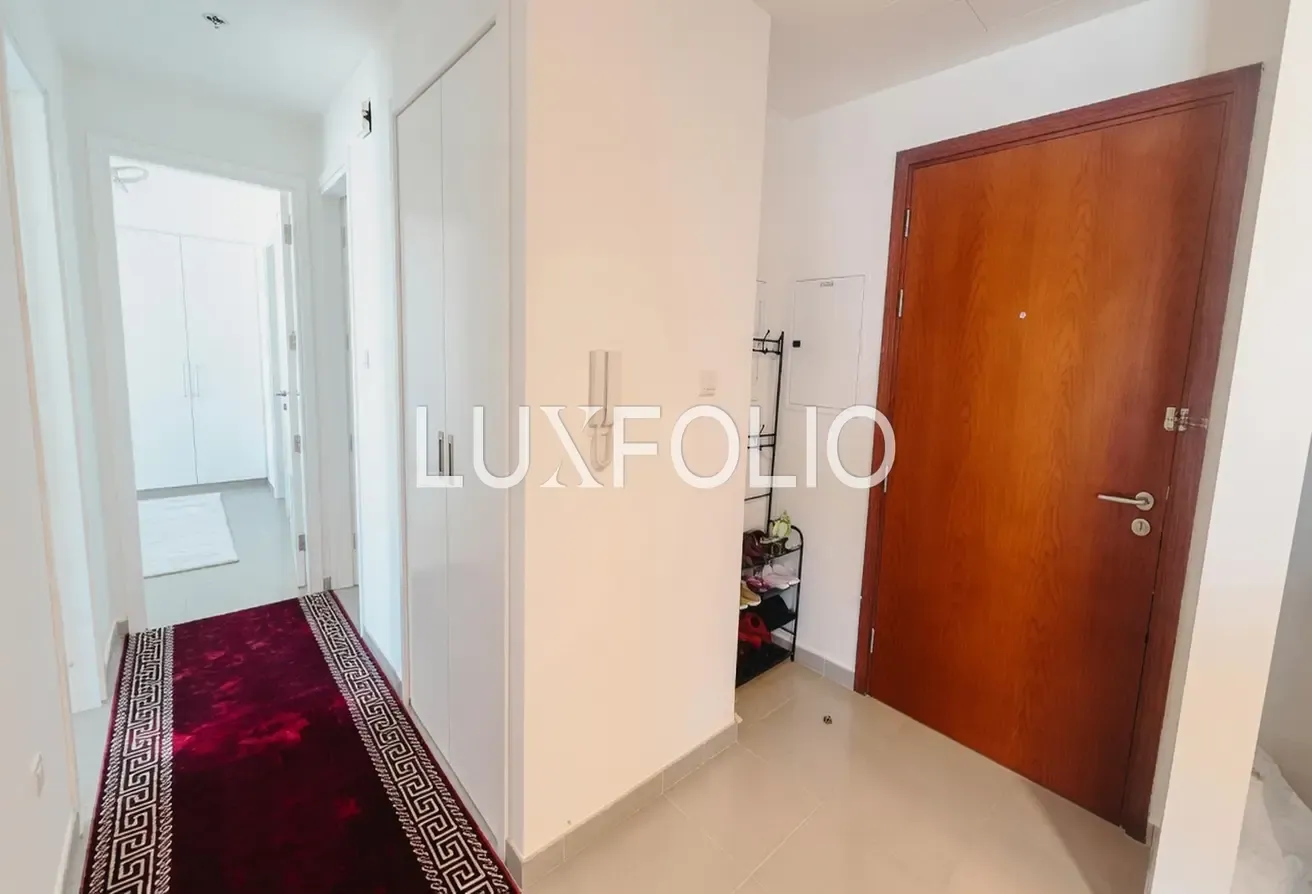 Fully Furnished | Mid-Floor | Vacant Now