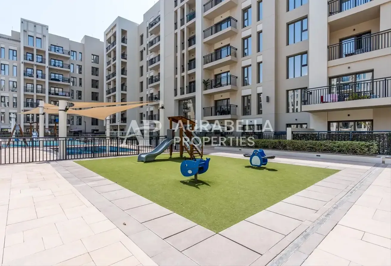 Pool View | Bright and Airy | Vacant Soon