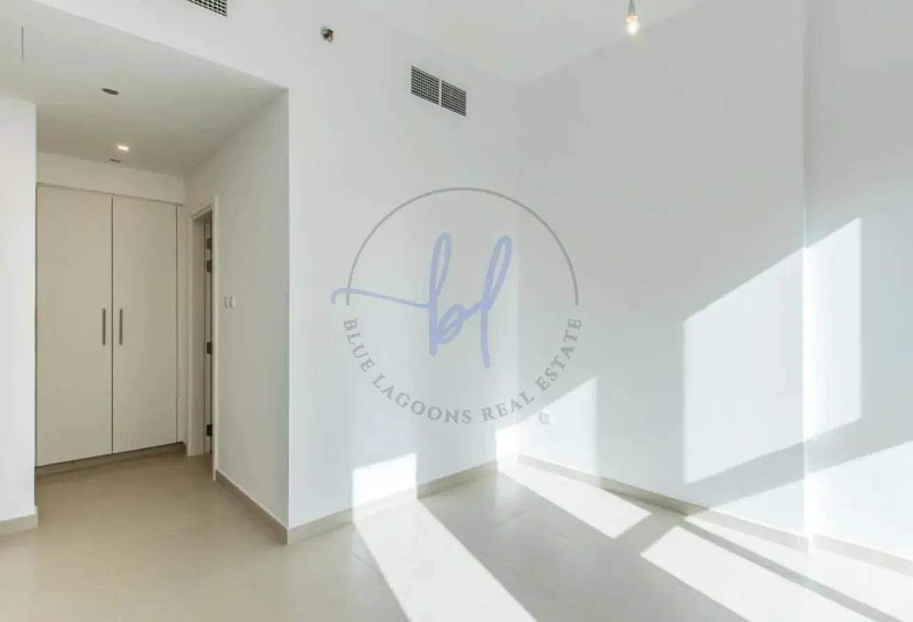 Bright and Airy | Homey Apt | Call Me Now to View