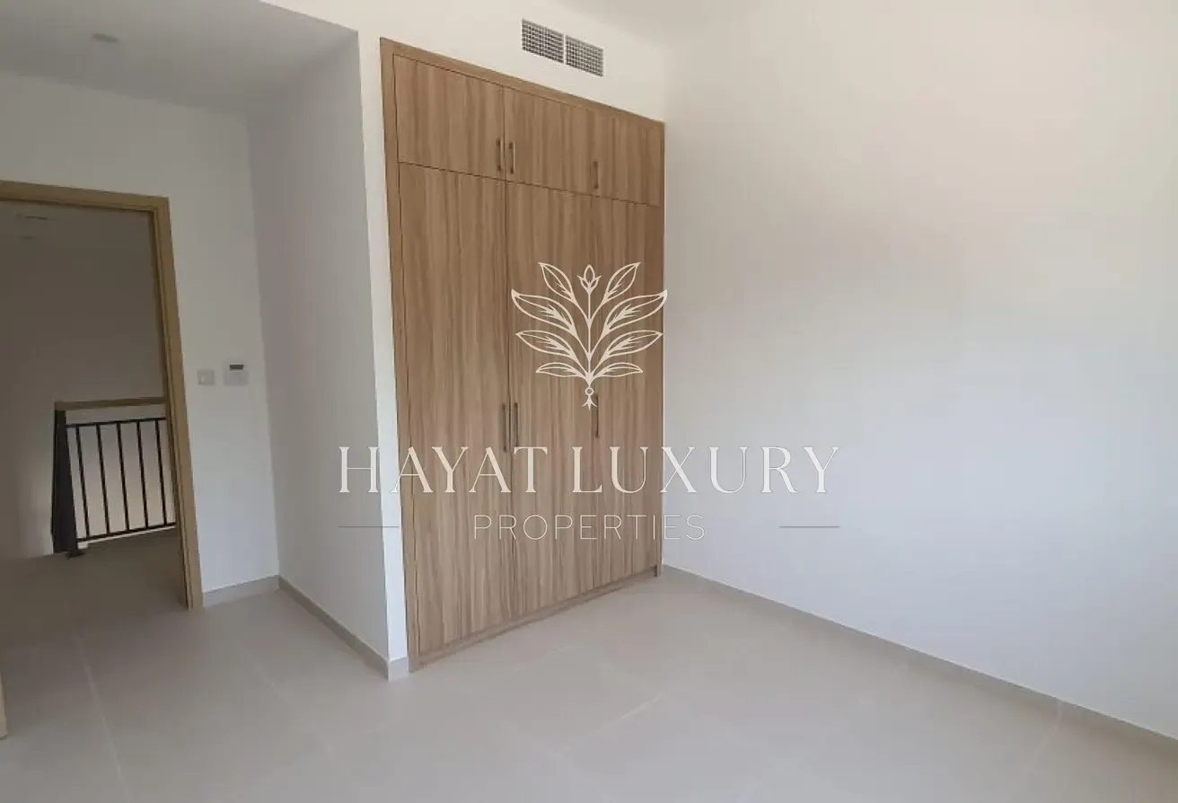 3 Bedroom + Maid | Single Row | Vacant 25th August